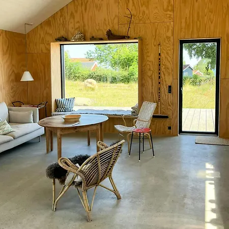 Authentic Design With Sea Views In Hébergement de vacances *